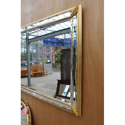 2895 - A MODERN GILT FRAMED AND BEVEL EDGE WALL MIRROR, 40