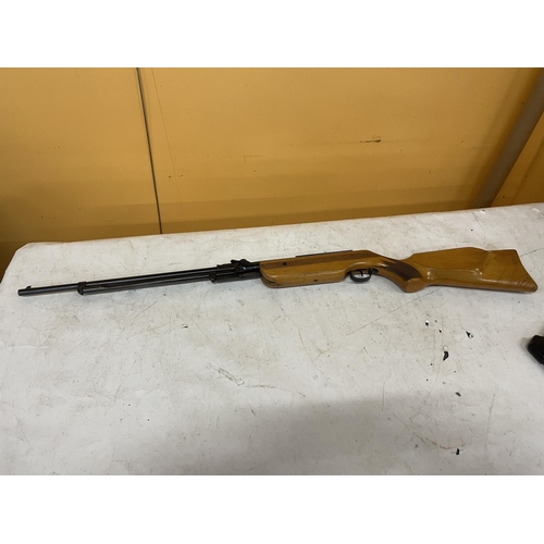 449 - A RELUM TORNADO .22 CALIBRE AIR RIFLE, 48CM BARREL, SERIAL NUMBER 24852, LENGTH 114CM