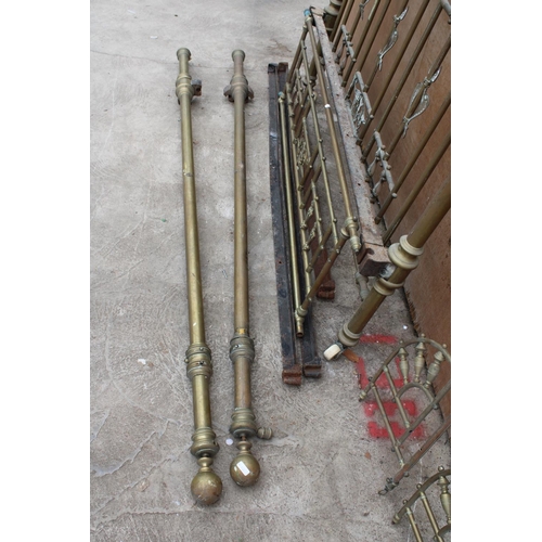 2937 - A VICTORIAN BRASS HALF TESTER 5' BEDSTEAD