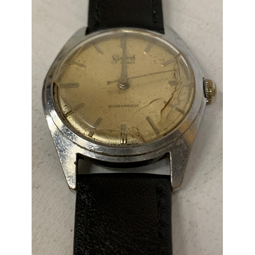 474A - A MILITARY SERVICES WATCH [BELIEVED TO BE IN WORKING ORDER - NO WARRANTY GIVEN ]