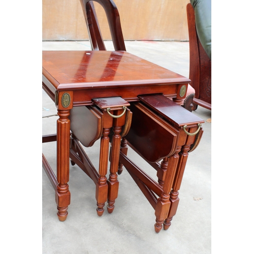 2955 - A MODERN MAHOGANY AND CROSS BANDED NEST OF THREE TABLES AND VICTORIAN MAHOGANY LOW CHAIR