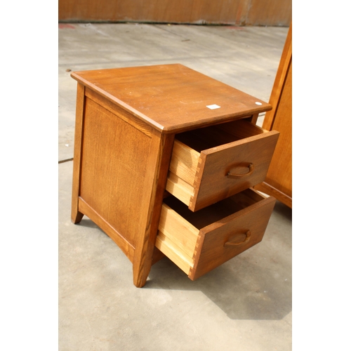 2961 - A MODERN OAK BEDSIDE CHEST