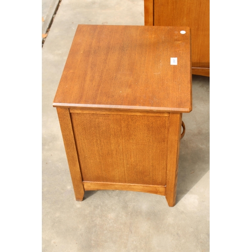 2961 - A MODERN OAK BEDSIDE CHEST