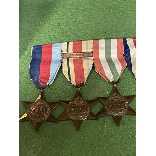 440 - A WORLD WAR II MEDAL GROUP COMPRISING 1938-45 STAR, AFRICA STAR, 8TH ARMY CLASP, ITALY STAR, FRANCE ... 