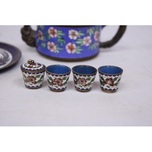 366 - A SMALL FLORAL CHINESE CLOISONNE ENAMEL TEAPOT WITH ELEPHANT SPOUT AND SNAKE HANDLE TOGETHER WITH SM... 