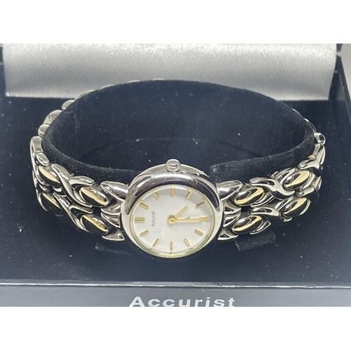 558 - AN ACCURIST WRIST WATCH IN A PRESENTATION BOX