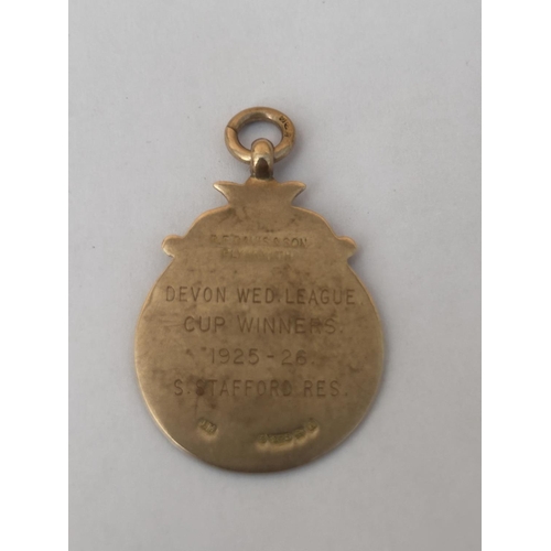 506 - A HALLMARKED 9CT GOLD BIRMINGHAM SPORTING FOB INSCRIBED 