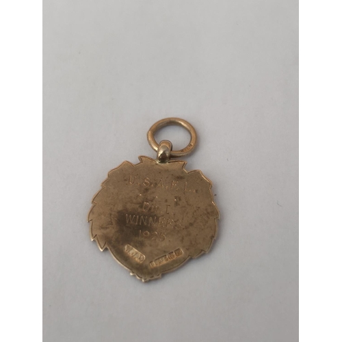 508 - A HALLMARKED 9CT GOLD BIRMINGHAM SPORTING FOB INSCRIBED 