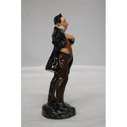 722 - A ROYAL DOULTON 'PECKSNIFF' FIGURINE (HN 2098)