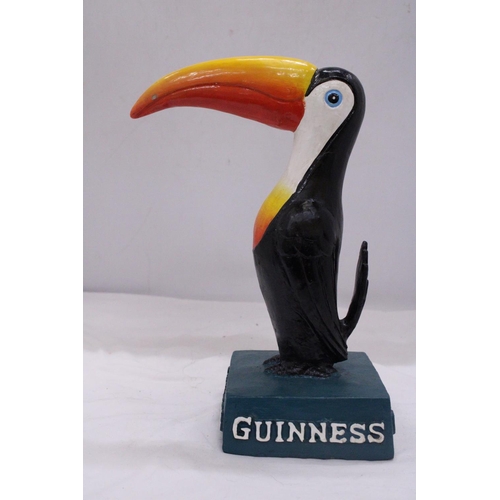 804 - A LARGE RESIN 'GUINNESS' TOUCAN, HEIGHT 30CM