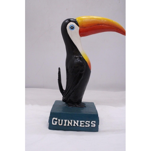 804 - A LARGE RESIN 'GUINNESS' TOUCAN, HEIGHT 30CM