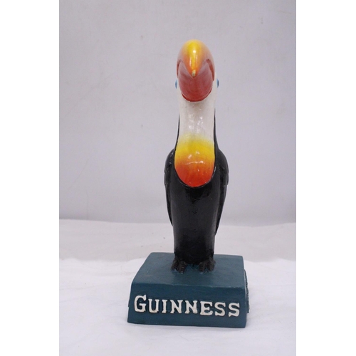 804 - A LARGE RESIN 'GUINNESS' TOUCAN, HEIGHT 30CM