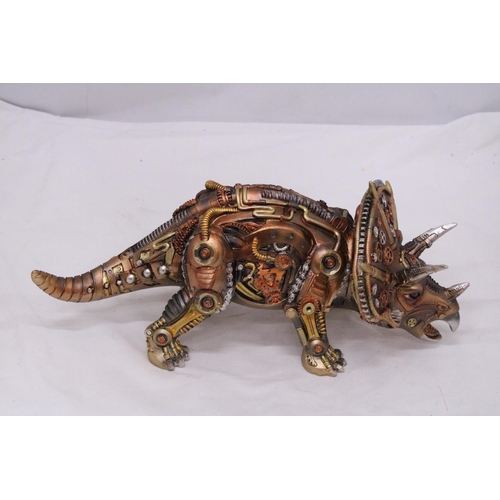 898 - A MECHANICAL STYLE TRICERATOPS