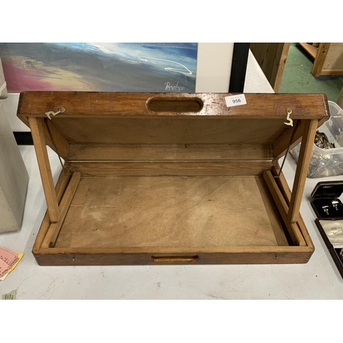 956 - AN EDWARDIAN DOVETAIL METAMORPHIC PICNIC BOX / TABLE