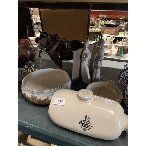 984 - A MIXED LOT TO INCLUDE A ROYAL DOULTON BED WARMER, A VINTAGE NEWHALL TOWER OF LONDON FRUIT BOWL, THR... 