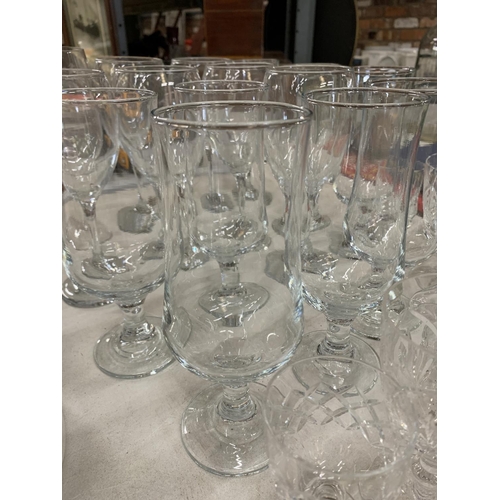 995A - A QUANTITY OF GLASSES TO INCLUDE WINE, SHERRY, TUMBLERS, ETC