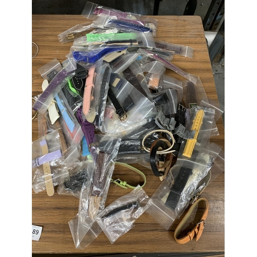 1189 - A LARGE QUANTITY OF WATCH STRAPS