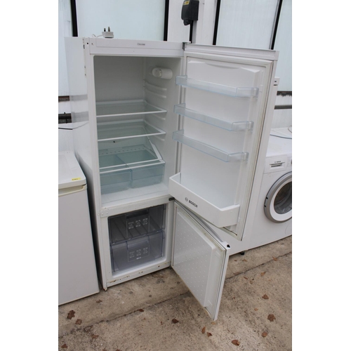 2314 - A TALL WHITE BOSCH UPRIGHT FRIDGE FREEZER