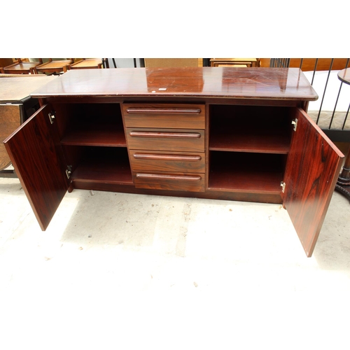 2533 - A RETRO HARDWOOD SIDEBOARD ENCLOSING 4 DRAWERS, 2 CUPBOARDS, 63