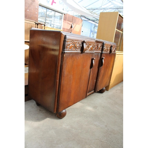 2673 - A MID 20TH CENTURY OAK SIDEBOARD, 54