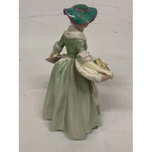 726 - A ROYAL DOULTON FIGURINE 