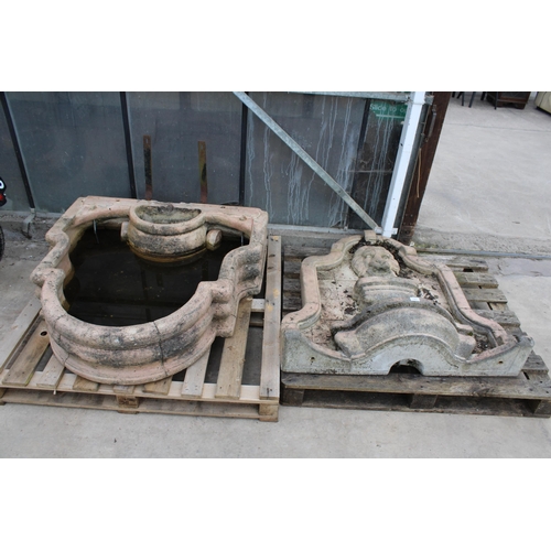 1501 - AN EXTREMELY LARGE AND HEAVY RECONSTITUTED STONE WATER FEATURE WITH LION HEAD DETAIL