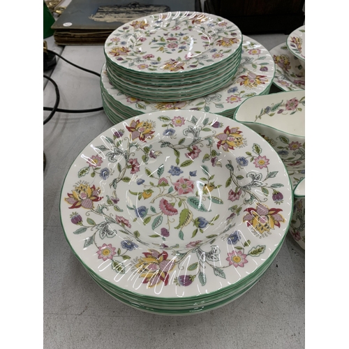 112 - A LARGE QUANTITY OF MINTON HADDON HALL TO INCLUDE SERVING BOWLS, PLATTER, DINNER PLATES, SOUP BOWLS,... 