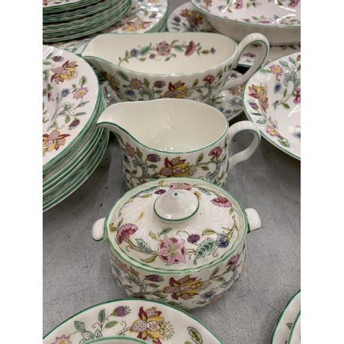 112 - A LARGE QUANTITY OF MINTON HADDON HALL TO INCLUDE SERVING BOWLS, PLATTER, DINNER PLATES, SOUP BOWLS,... 