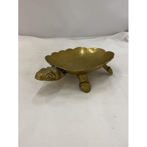 143 - A VINTAGE BRASS TURTLE DISH