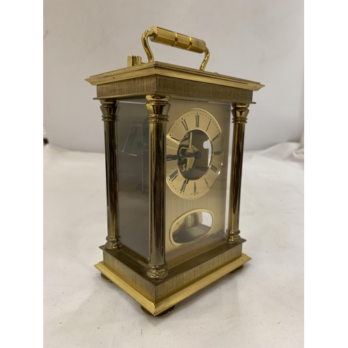 160 - AN 'ANSTEY WILSON' MECHANICAL CARRIAGE CLOCK, WITH PRESENTATION PLAQUE TO THE BACK