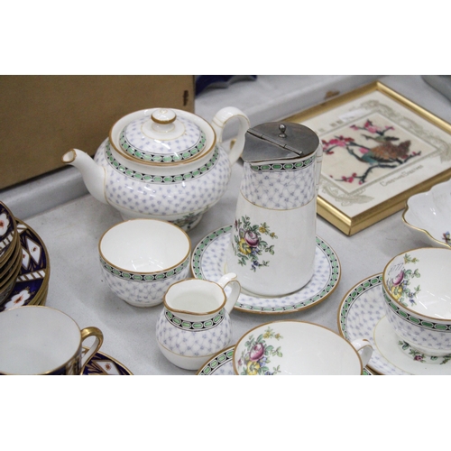 196 - A MINTON'S 'SALISBURY' PART TEASET TO INCLUDE A TEAPOT, PEWTER LIDDED MILK JUG, SUGAR BOWL, CREAM JU... 