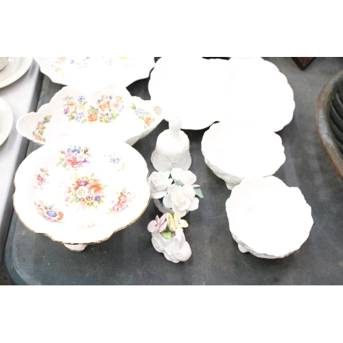 234 - A QUANTITY OF AYNSLEY WARE TO INCLUDE A FOOTED SCALLOPED DISH AND A PAIR OF VASES ETC PLUS A COLLECT... 