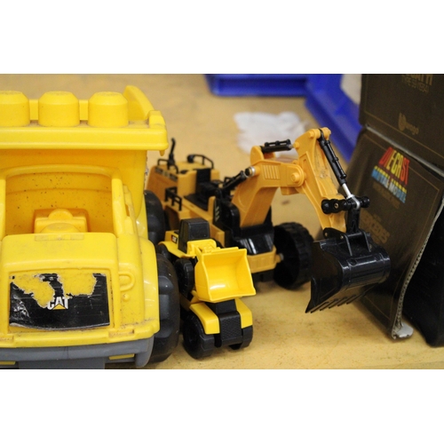 262 - FIVE CAT AND JCB TOY VEHICLES