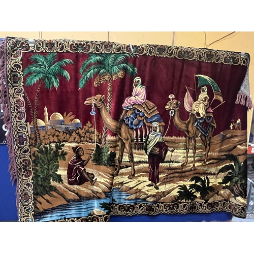 81 - A LARGE HANDWOVEN ANTIQUE WALL TAPESTRY RUG/THROW OF AN ARABIAN SCENE 72