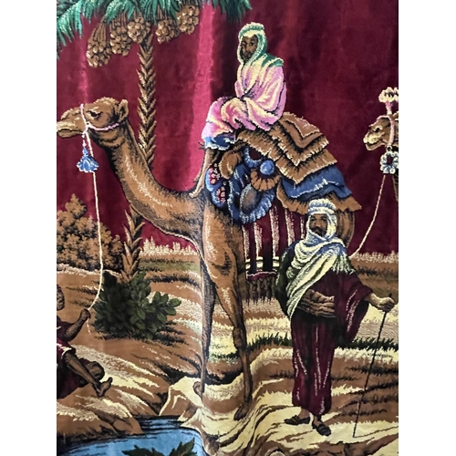 81 - A LARGE HANDWOVEN ANTIQUE WALL TAPESTRY RUG/THROW OF AN ARABIAN SCENE 72