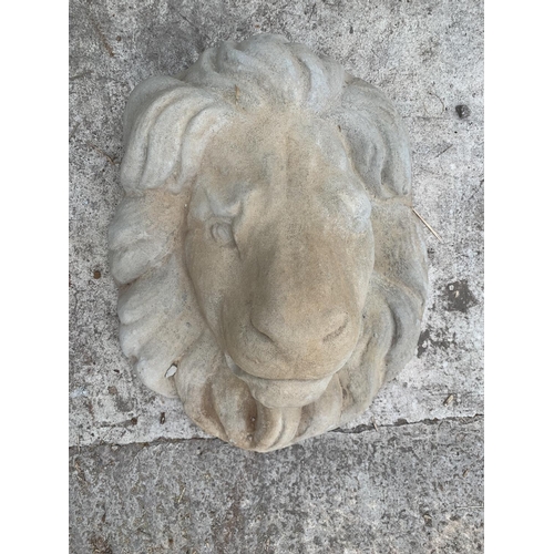 210 - ONE LION CONCRETE WALL PLAQUE NO VAT