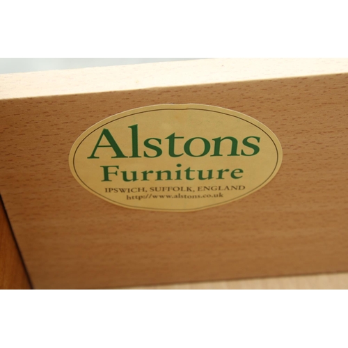 3158 - A PAIR OF ALSTONS BEDSIDE CHESTS