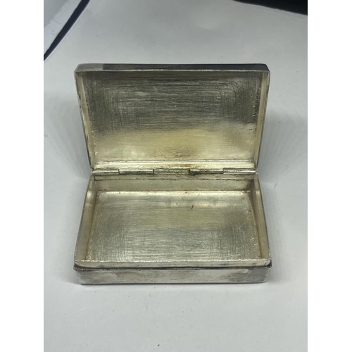 8 - A MARKED 950 SILVER BOX GROSS WEIGHT 116.1 GRAMS