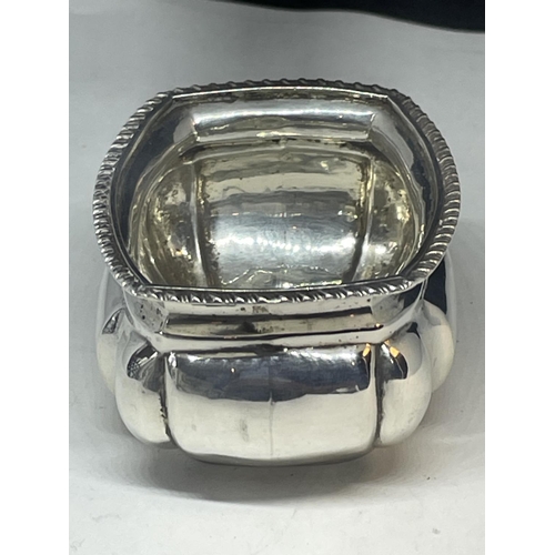 13 - A HALLMARKED CHESTER SILVER SALT