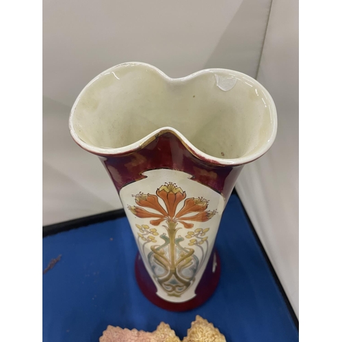 32 - A LATE 19TH EARLY/20TH CENTURY TUBELINED ART NOUVEAU VASE AND A LEAF DISH