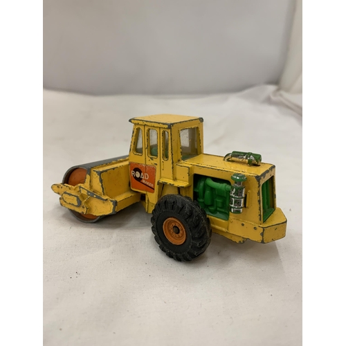 184 - A VINTAGE CORGI RASCAL ROAD ROLLER