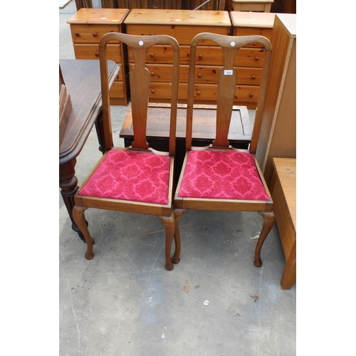 2855 - A PAIR OF MID 20TH CENTURY QUEEN ANNE STYLE DINING CHAIRS