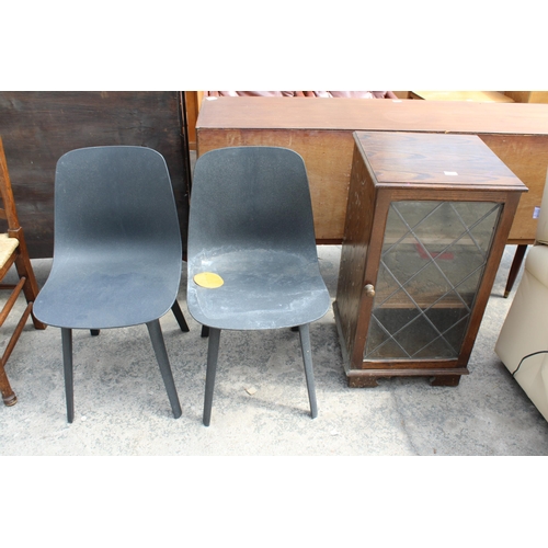 2985 - A PAIR OF PLASTIC DINING CHAIRS AND A HI-FI CABINET