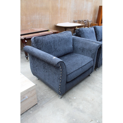 3044 - A MODERN SLATE GREY EASY CHAIR WITH POLISHED CHROME BUTTONED ARMS AND LEGS