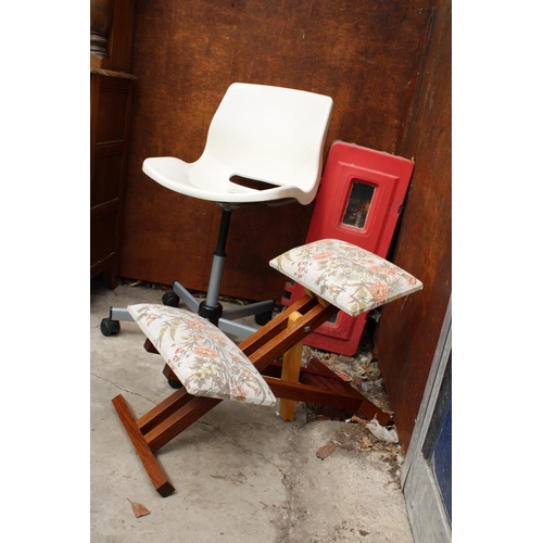 3140 - A FOLDING OFFICE CHAIR AND ADJUSTABLE STOOL