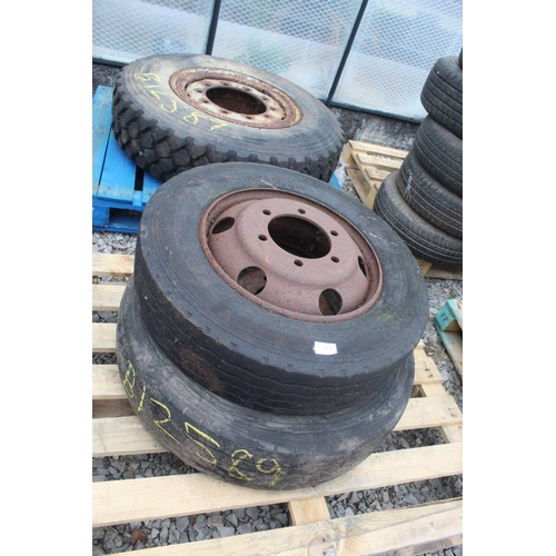 1037 - 3 WHEELS AND TYRES  + VAT