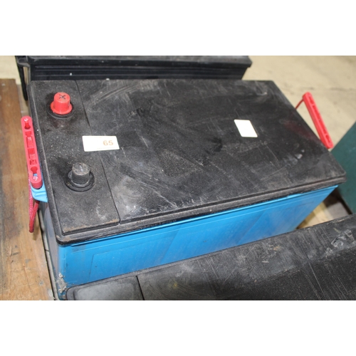 65 - BLUE HEAVY DUTY TRUCK LEISURE BATTERY  NO VAT