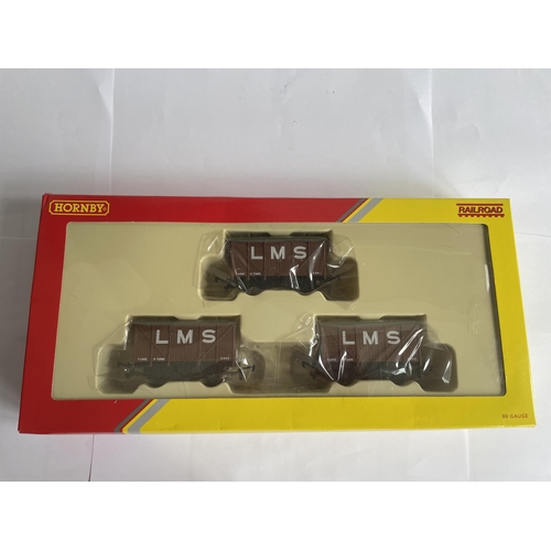 428 - TWO AS NEW AND BOXED HORNBY 00 GAUGE SETS TO INCLUDE THE BREAKDOWN PACK AND A PACK OF THREE LMS BOX ... 