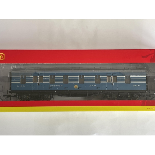 429 - THREE BOXED HORNBY 00 GAUGE CARRIAGES TO INCLUDE A BRAKE STANDARD OPEN, AN LMS STANIER CORONATION SC... 