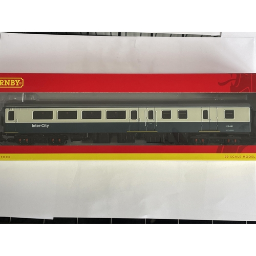 429 - THREE BOXED HORNBY 00 GAUGE CARRIAGES TO INCLUDE A BRAKE STANDARD OPEN, AN LMS STANIER CORONATION SC... 